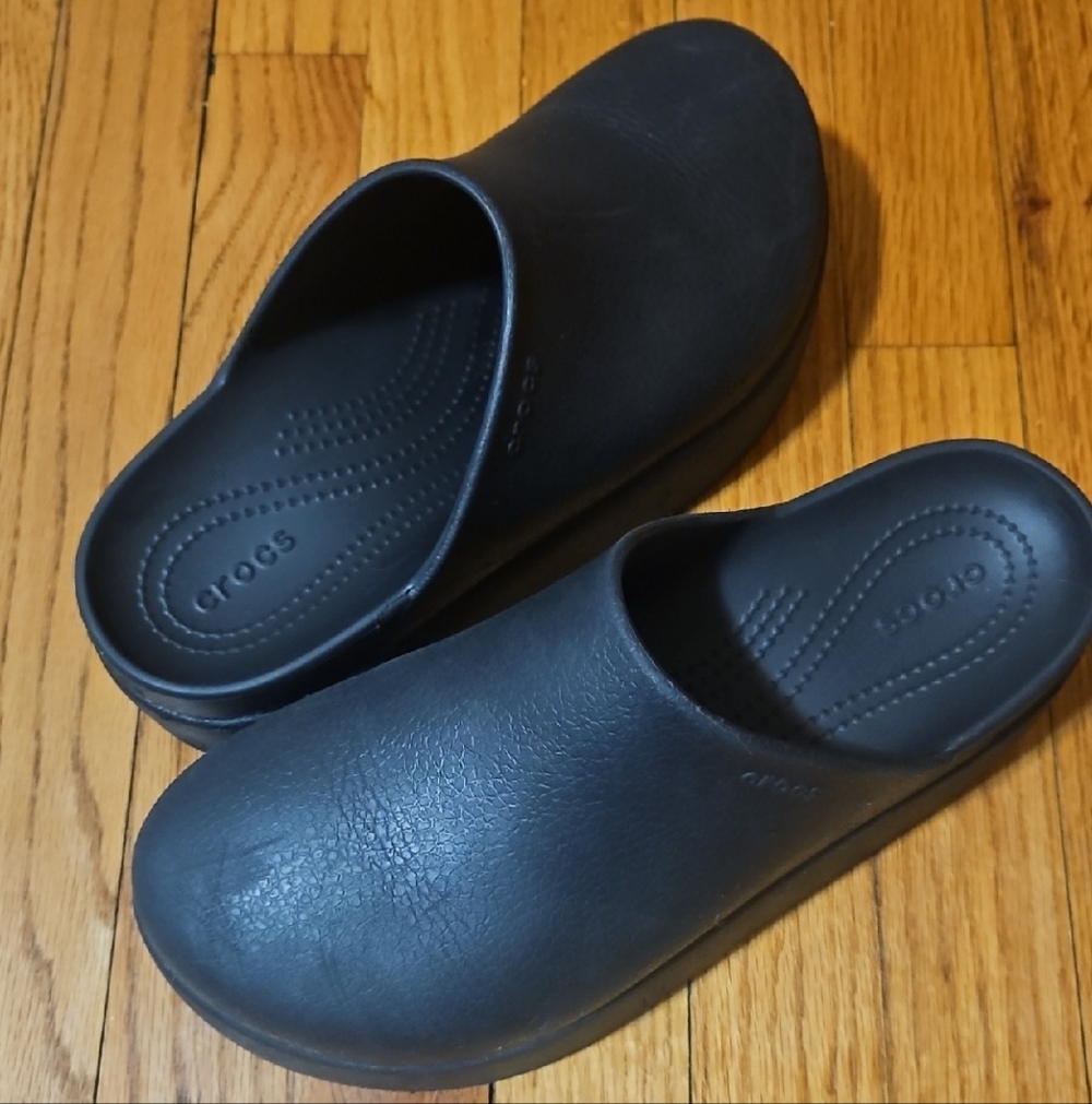 CROCS Women's Black Slip-On Loafers